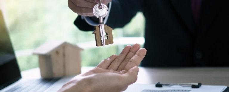 מהי "חברה משכנת"?