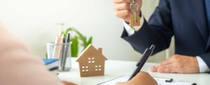 מדריך מקצועי: הדברים שחייבים לבחון בכל הסכם מכר דירה יד שנייה